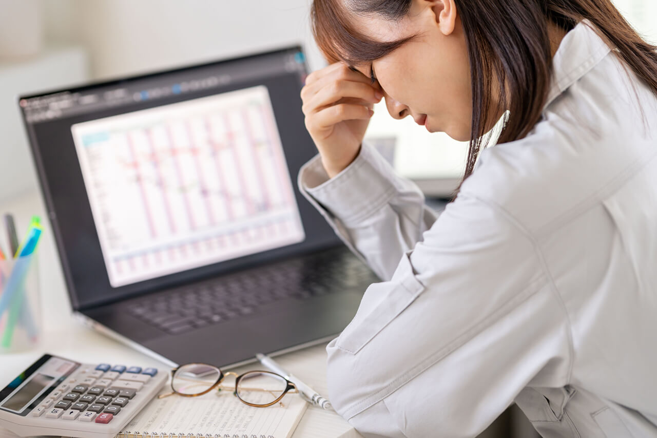 2209_long-working-hours_03.jpg