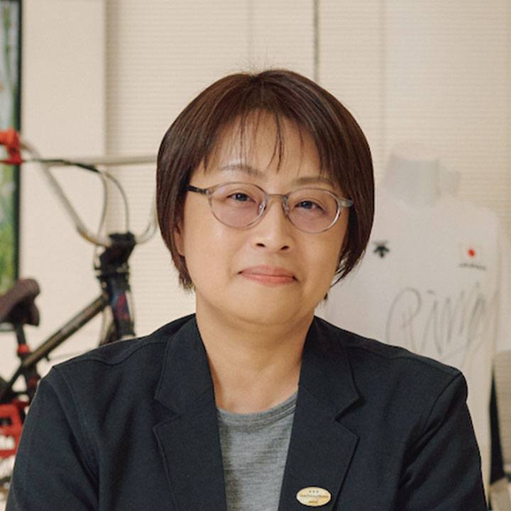 品川 直子 氏