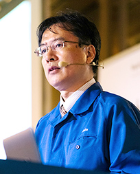郷間 真治 氏